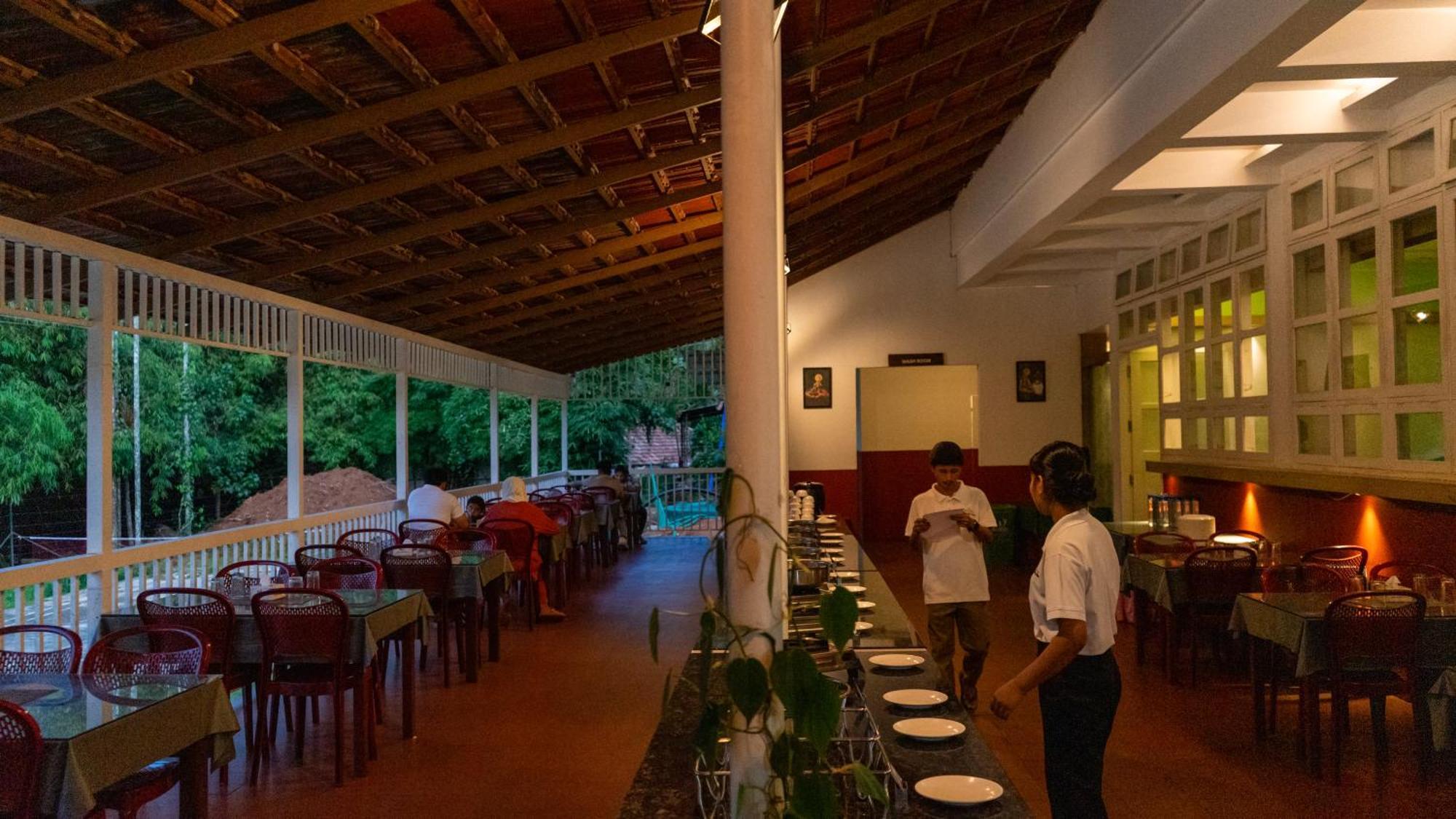 Vythiri Holiday Resort, Wayanad Esterno foto