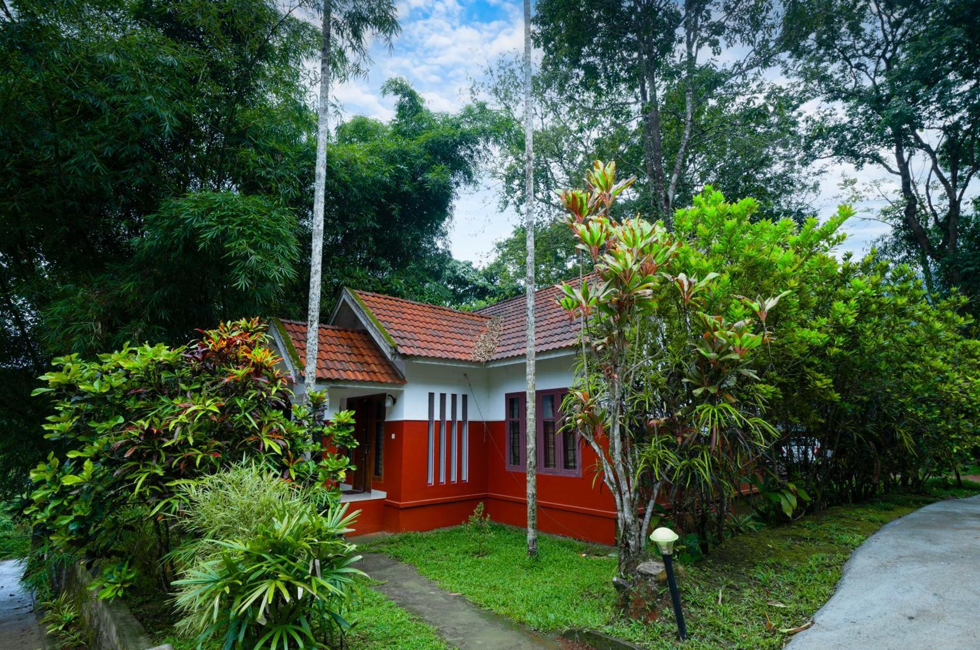 Vythiri Holiday Resort, Wayanad Esterno foto